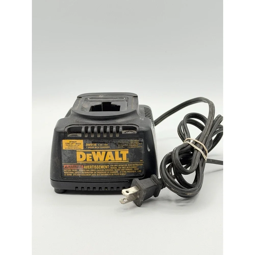 DEWALT DW9116 Pod Battery Charger 7.2 To 18v NOT WORKING FOR PARTS ONLY